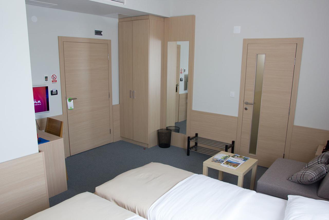 Hotel Lika Sjever Brinje Extérieur photo