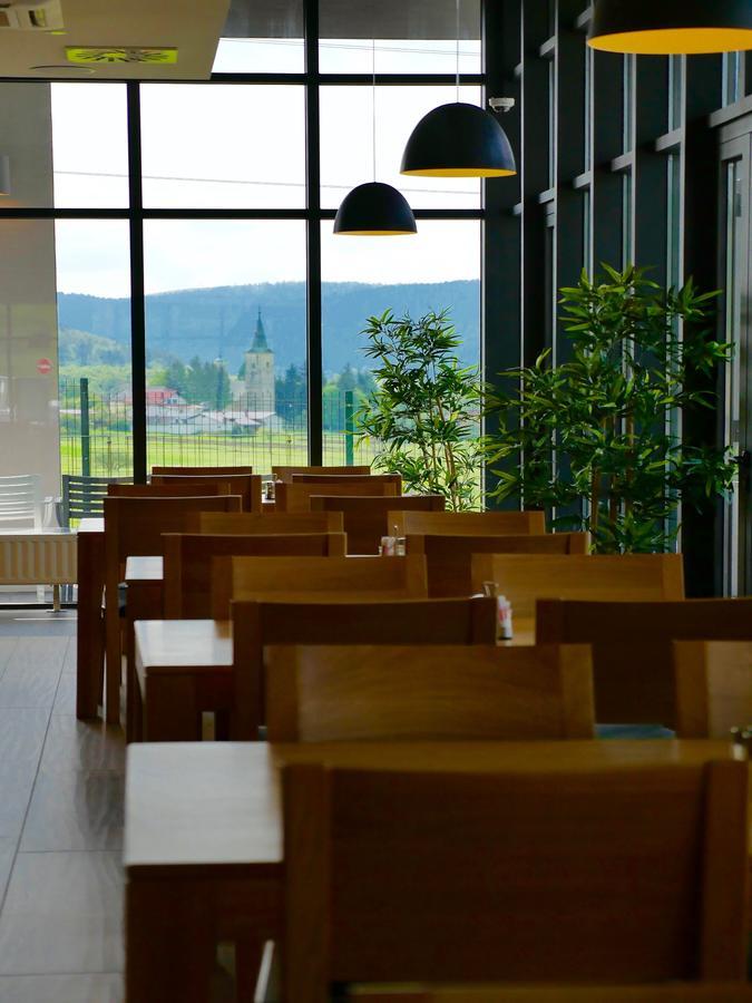 Hotel Lika Sjever Brinje Extérieur photo